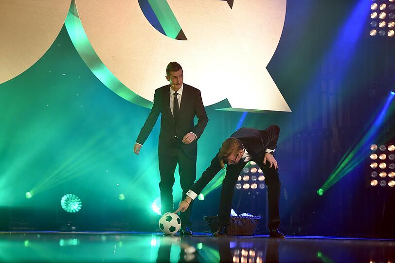 Miroslav Klose durfte auf der Bühne sein Können beweisen.