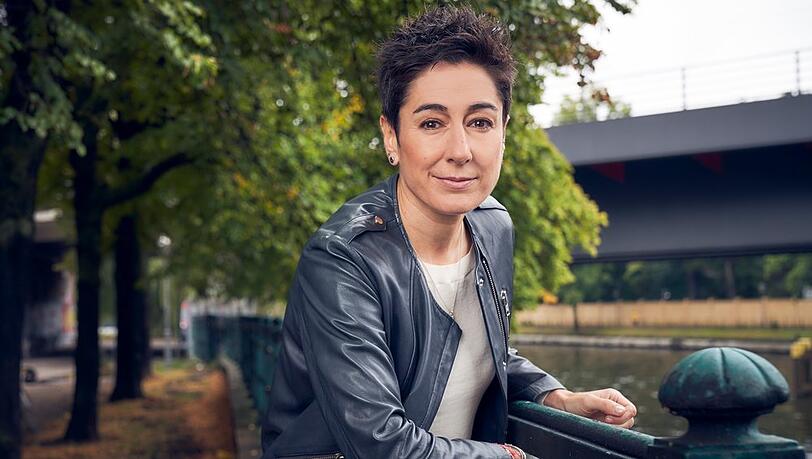 Dunja Hayali moderiert in Berlin das "ZDF-Morgenmagazin" und verstärkt künftig in Mainz das "heute journal"-Moderationsteam.