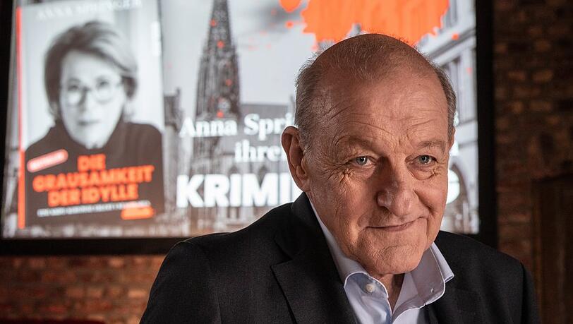 "Wilsberg: Blut geleckt": Privatdetektiv Georg Wilsberg (Leonard Lansink) auf Anna Springers (Rita Russek) "True Crime"-Lesung.