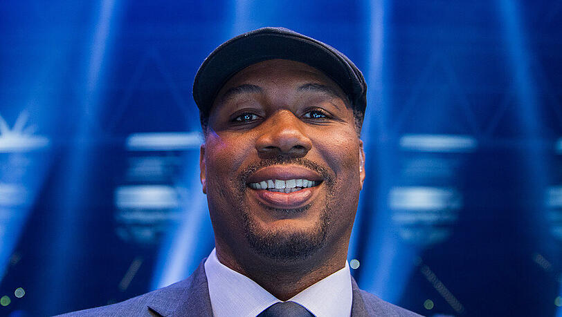 Lennox Lewis sorgt sich um den Zustand von Tyson Fury. Lennox Lewis sorgt sich um den Zustand von Tyson Fury.