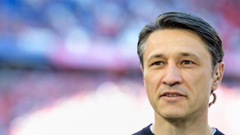 Trainer Niko Kovac vom FC Bayern München steht vor Spielbeginn am Spielfeldrand. Foto: Matthias Balk/Archivbild Trainer Niko Kovac vom FC Bayern München steht vor Spielbeginn am Spielfeldrand. Foto: Matthias Balk/Archivbild