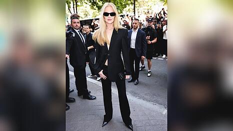 Nicole Kidman bei der Balenciaga-Show im Rahmen der Paris Fashion Week.