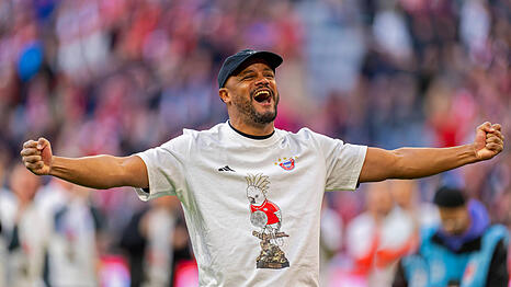 Vincent Kompany gewinnt mit dem FC Bayern den 35. Meistertitel.