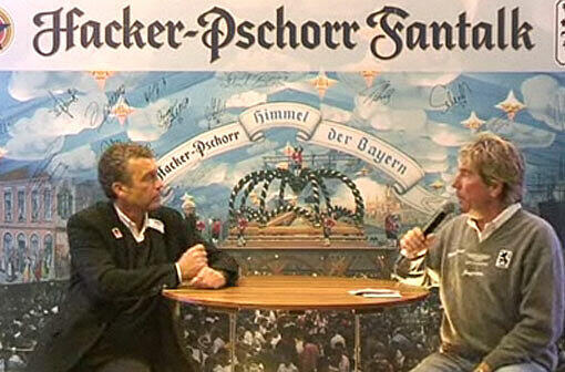 Löwen-Sportchef Florian Hinterberger im Hacker-Pschorr-Fantalk bei Stefan Schneider.