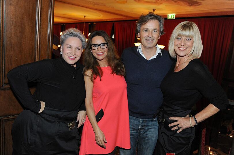 Katerina Jacob, Gitta Saxx, Timothy Peach, Mona Seefried