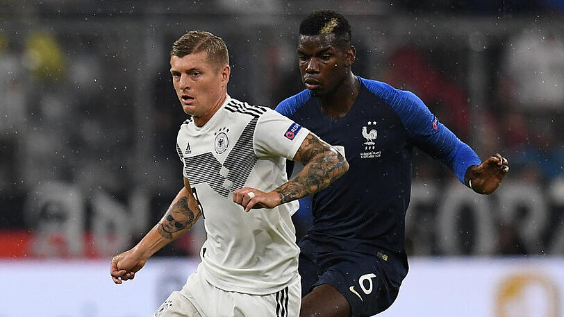 TONI KROOS - NOTE 3: "Die Qualität steckt in uns drin, es geht um die Umsetzung", hatte der Real-Star gesagt. Selbst der oft so famose Taktgeber hatte es schwer im Mittelfeld gegen den Balldieb Kanté.