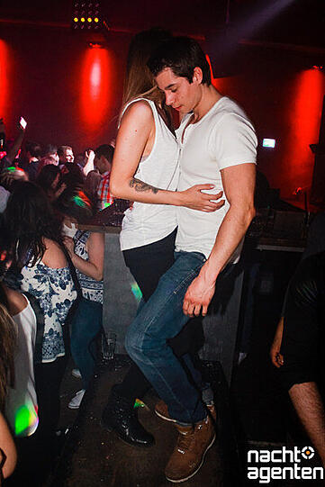 Klicken Sie sich durch die Partybilder aus den Münchner Clubs von Samstagabend. Finden Sie sich wieder?