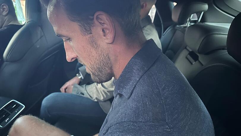 In München gelandet: Der Wunschstürmer des FC Bayern, Harry Kane. In München gelandet: Der Wunschstürmer des FC Bayern, Harry Kane.