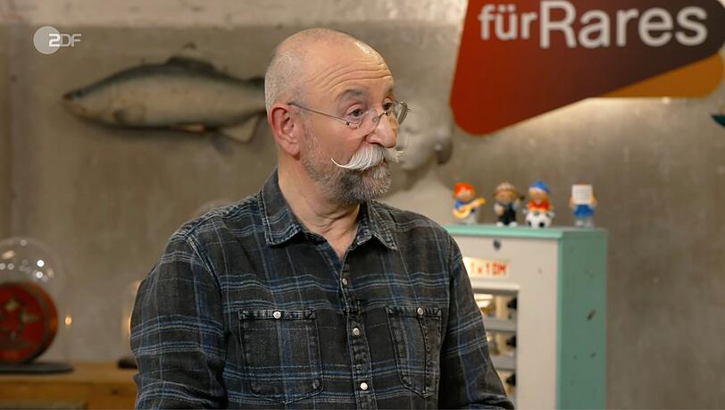 Schon beim ersten Blick auf das Gem&auml;lde fiel Horst Lichter in der Montagsausgabe von "Bares f&uuml;r Rares" (ZDF) die verbl&uuml;ffende &Auml;hnlichkeit zwischen Felix und dem abgebildeten Mann auf. Tats&auml;chlich zeigte das Bild einen Vorfahren des Verk&auml;ufers - dennoch wollte er sich unbedingt davon trennen, obwohl Expertin und H&auml;ndler eindringlich davon abrieten.