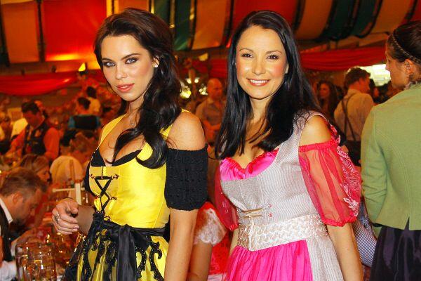So zünftig feierten die Promis im Hippodrom von Wiesn-Wirt Sepp Krätz auf dem Frühlingsfest und in der Alten Kongresshalle beim "Tracht & Pracht Clubbing".