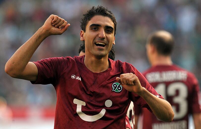 Matchwinner: Hannovers Mohammed Abdellaoue jubelt über seinen Treffer zum 3:1 gegen Bremen.