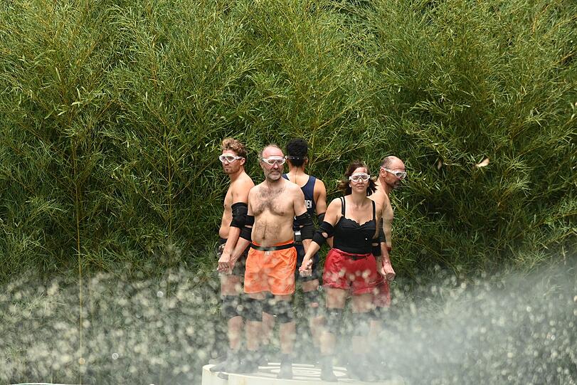 Dschungelprüfung "Creek der Sterne": Hier werden die Kandidaten ordentlich nass gemacht.