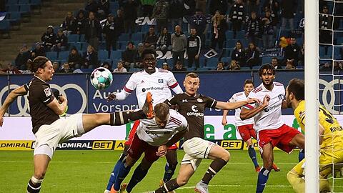 Der Hamburger SV und der FC St. Pauli trennten sich 2:2.