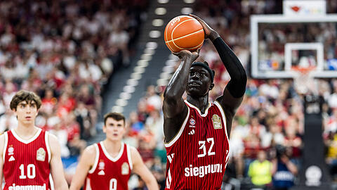 FC Bayern Basketball investiert in Profis und Nachwuchs.