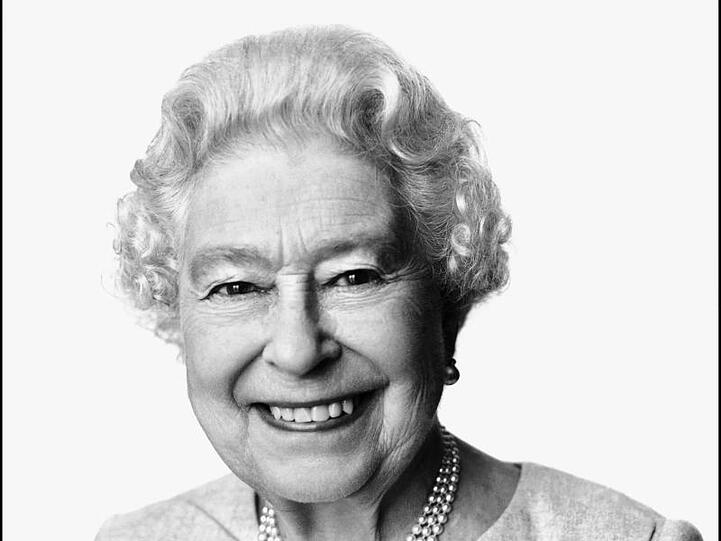 Die lächelnde Queen von David Bailey (2014).