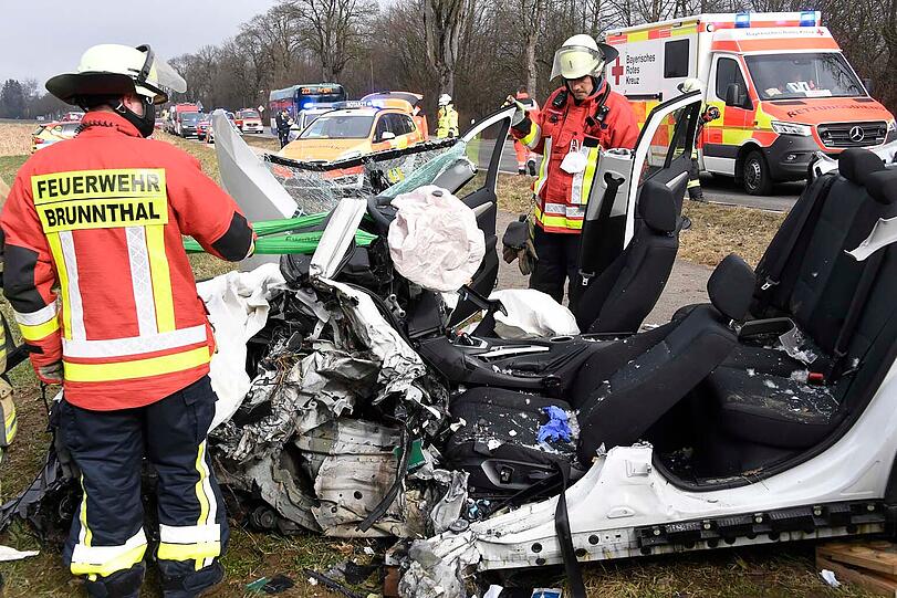 Bilder vom Unfallort in Sauerlach.