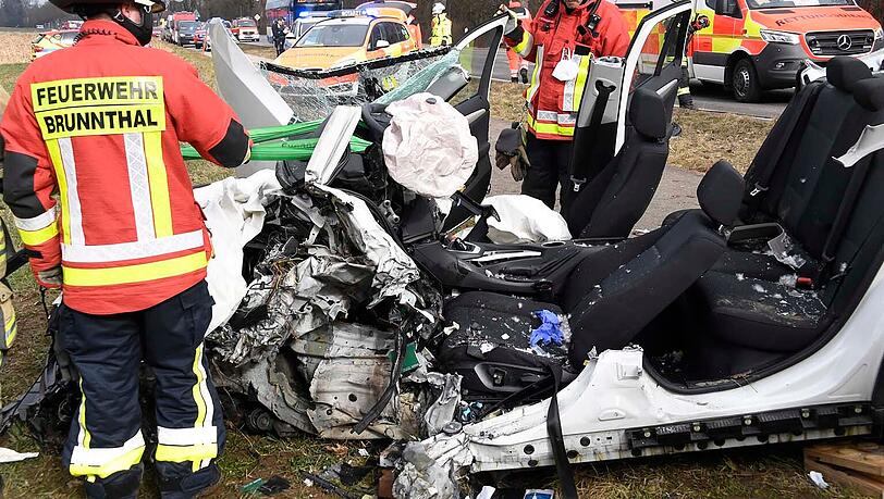 Bilder vom Unfallort in Sauerlach. Bilder vom Unfallort in Sauerlach.