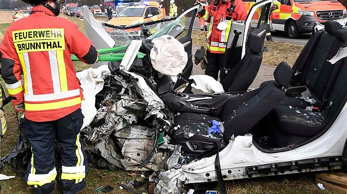 Bilder vom Unfallort in Sauerlach.