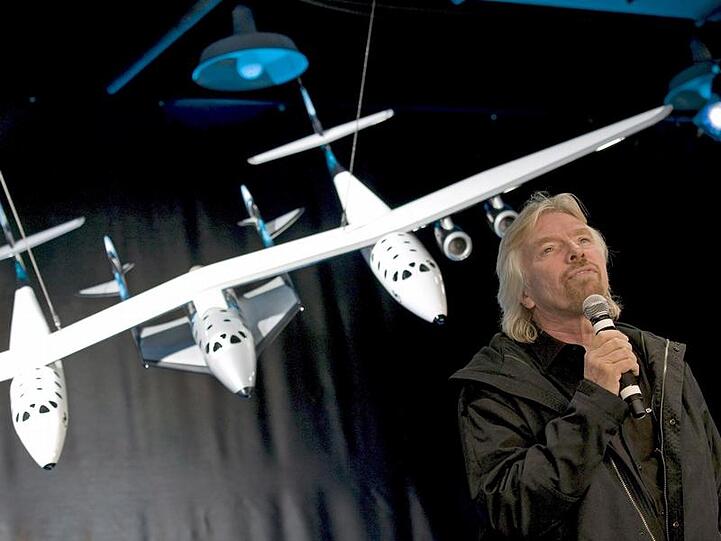 US-Milliardär Richard Branson will Touristen ins All bringen.