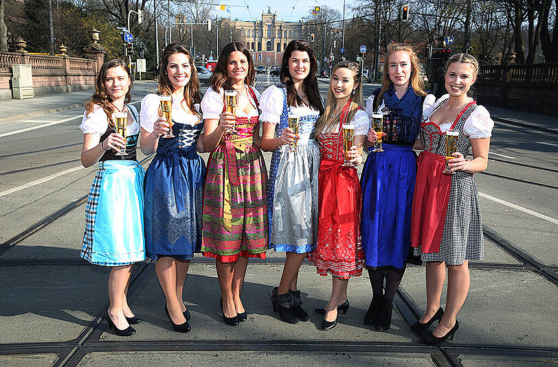 Die Kandidatinnen für die Wahl der Bayerischen Bierkönigin 2016/2017.