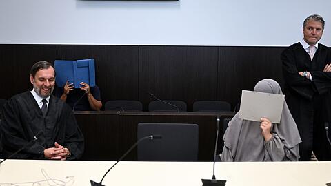 Gericht stellt islamistischem Tiktok-Star drei Jahre Haft in Aussicht.