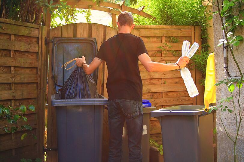 Dass Mülltrennung wichtig ist, liegt natürlich auf der Hand. Doch wissen Sie auch, welcher Abfall in welche Tonne gehört? Dass Mülltrennung wichtig ist, liegt natürlich auf der Hand. Doch wissen Sie auch, welcher Abfall in welche Tonne gehört?