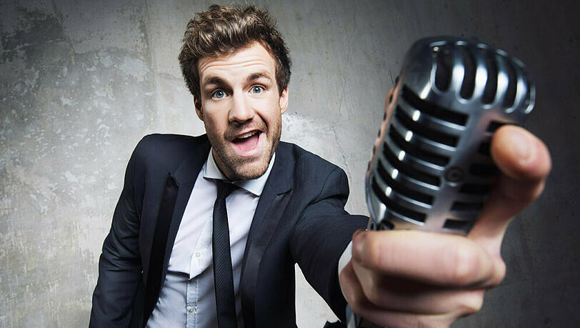 Luke Mockridge eröffnete den "Deutschen Comedypreis 2020" mit einer unterhaltsamen Bühnenshow. Luke Mockridge eröffnete den "Deutschen Comedypreis 2020" mit einer unterhaltsamen Bühnenshow.