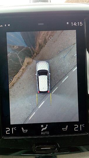 Spannende Ausblicke auf der Passhöhe: der 360-Grad-Rundumblick im Volvo XC60.