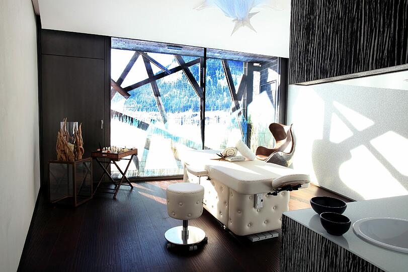 Gewinnen Sie eine Wellness- und Ski-Woche zu zweit im Tiroler Luxus-Resort "Hotel Jungbrunn - Das Alpine Lifestyle Hotel"