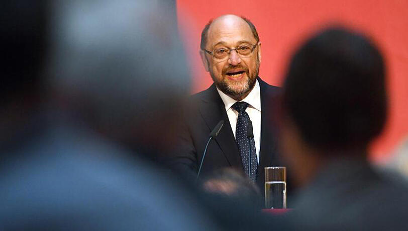 Der SPD-Vorsitzende Martin Schulz nimmt am 25. Mai am Empfang Arbeitskreis Christinnen und Christen in der SPD-Zentrale teil. Der SPD-Vorsitzende Martin Schulz nimmt am 25. Mai am Empfang Arbeitskreis Christinnen und Christen in der SPD-Zentrale teil.
