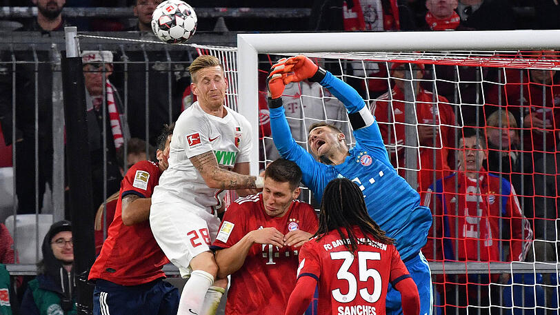 Standen sich im Weg: Niklas Süle und Manuel Neuer beim Gegentor des FC Bayern.
