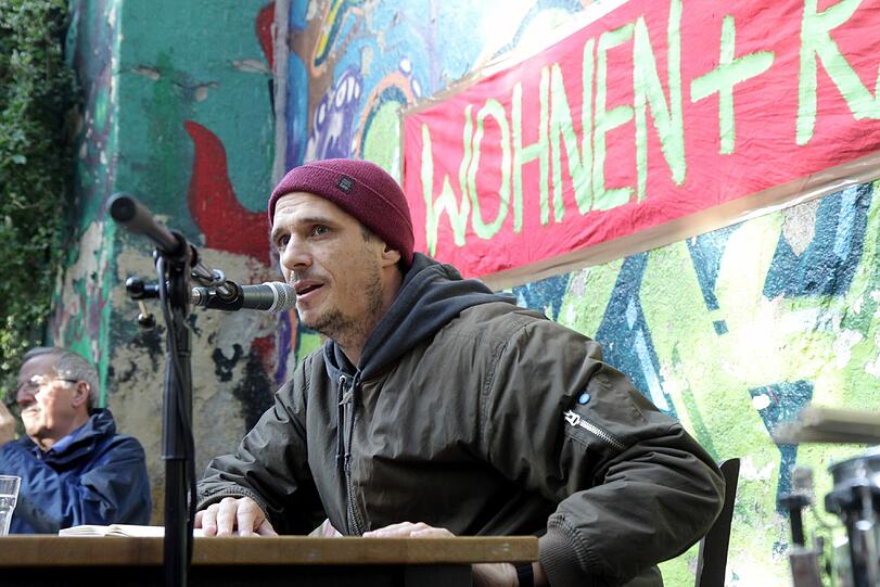 Die Sportfreunde Stiller geben ein Konzert auf dem Bolzplatz für den Sportplatz - Die Bilder