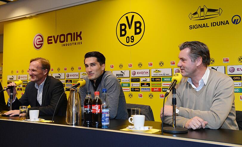 Nuri Sahin bei der Pressekonferenz in Dortmund am 11.01