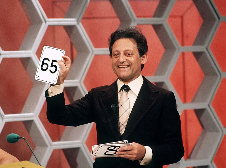 "Dalli Dalli": Eine populäre ZDF-Rateshow mit Hans Rosenthal (1971&ndash;1986), zuletzt wiederbelebt mit Kai Pflaume.