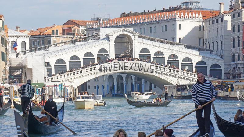 Tagestouristen werden in Venedig ab Mai wohl zur Kasse gebeten. Tagestouristen werden in Venedig ab Mai wohl zur Kasse gebeten.