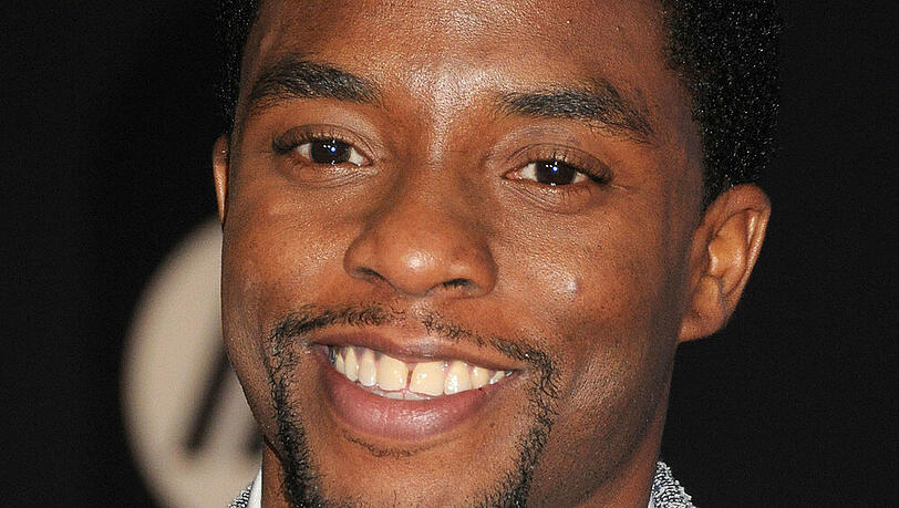 Chadwick Boseman 2015 auf einer Premiere. Chadwick Boseman 2015 auf einer Premiere.