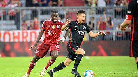Der FC Bayern will für die 1:2-Hinspielniederlage gegen die Eintracht Revanche nehmen.