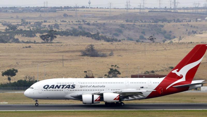 Qantas hat derzeit zwölf Maschinen des Typs A380 in Betrieb, des größten Passagierflugzeugs der Welt. Qantas hat derzeit zwölf Maschinen des Typs A380 in Betrieb, des größten Passagierflugzeugs der Welt.