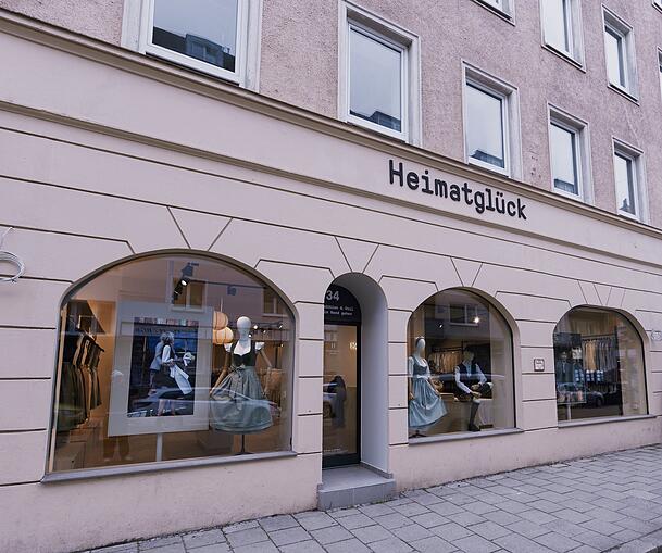 Der vergrößerte Laden hat in der Reichenbachstraße 34 neu eröffnet. Der vergrößerte Laden hat in der Reichenbachstraße 34 neu eröffnet.
