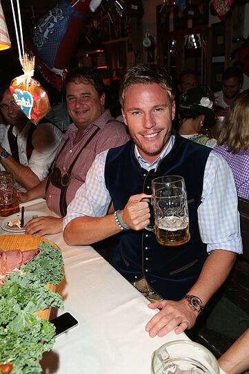 Der heimatverbundene Christian Lell möchte mit seiner Familie in der Region bleiben - die Chance für den TSV 1860 München?