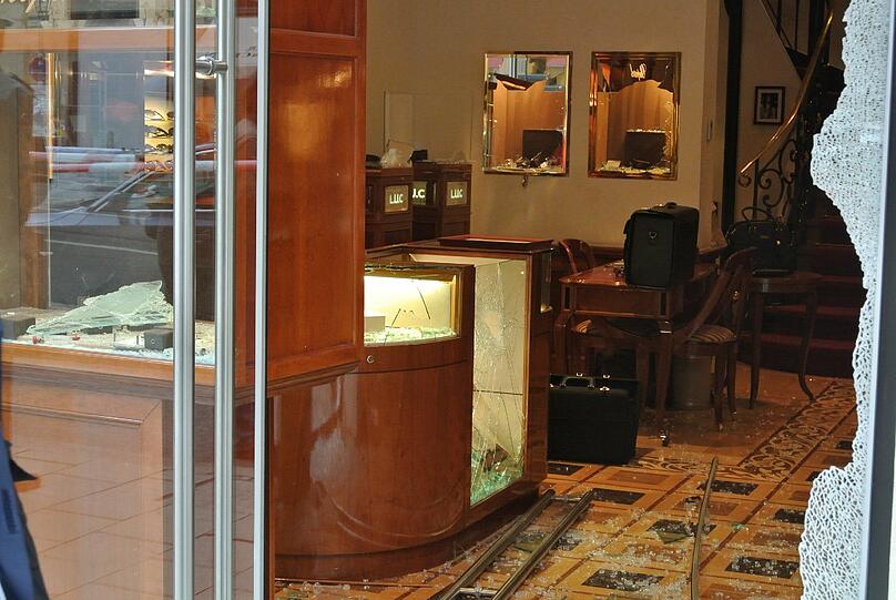 Überfall auf das Schmuckgeschäft Chopard in der Maximilianstraße: Die Bilder