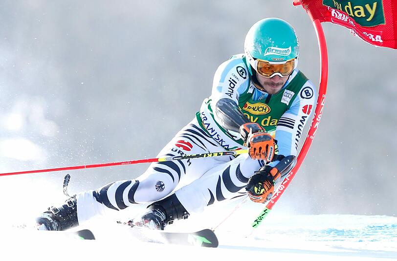 Felix Neureuther hat seinen Vorsprung in der Slalom-Wertung vergeben.