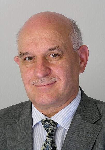 Wolfgang Richter. Wolfgang Richter.