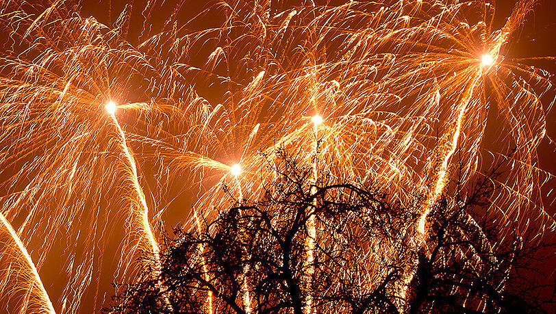 In Reichenberg gibt's in diesem Jahr zwei Mal Silvesterfeuerwerk. In Reichenberg gibt's in diesem Jahr zwei Mal Silvesterfeuerwerk.