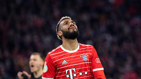 Stürmer Eric Maxim Choupo-Moting wird gegen den SC Freiburg und womöglich auch gegen Manchester City ausfallen.