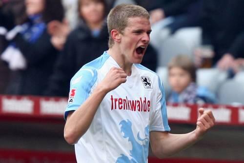 Weder Bremen will Lars Bender (19) an die Weser locken.
