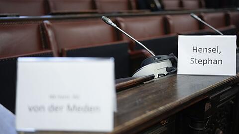 Blocks Ex-Mann Stephan Hensel kam nicht zu dem Kurztermin.