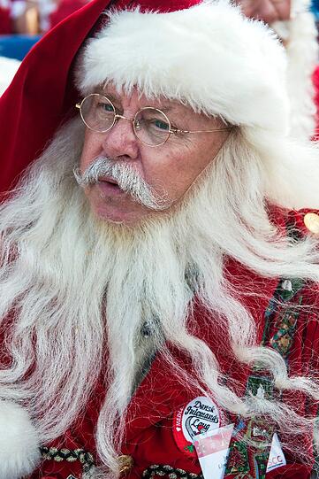 Der Weltkongress der Weihnachtsmänner in Kopenhagen.