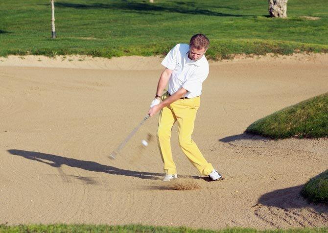 . . . und der Sand bewegt den Ball.