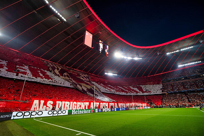 Die Bayern-Fans ehrten den verstorbenen Franz Beckenbauer vor dem Spiel gegen Real Madrid mit einer großen Choreo.